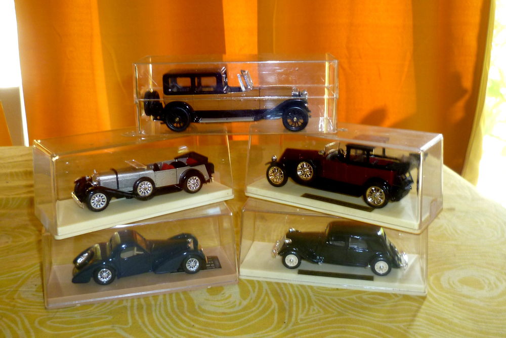 V�hicules miniatures 1/43 50 Gar�oult (83)