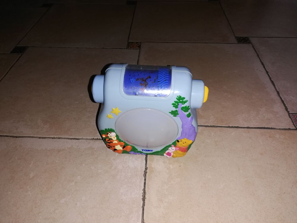 Veilleuse lumineuse et musicale. 15 Les Bordes (36)