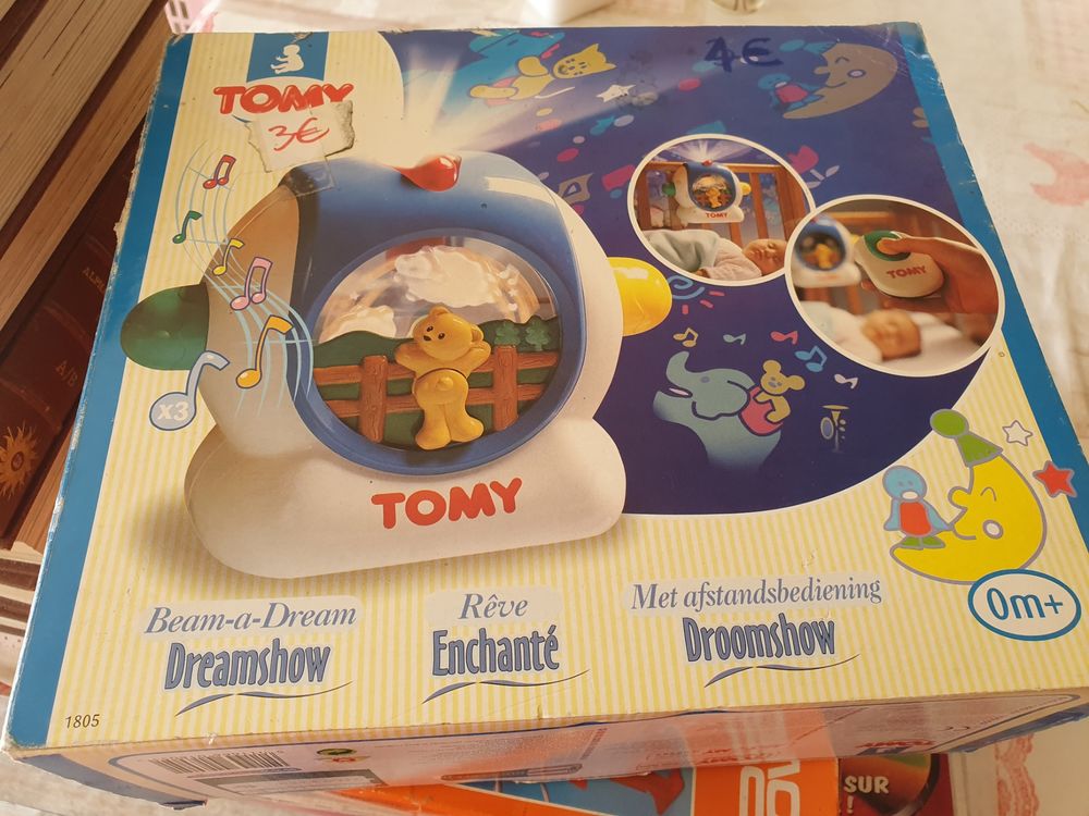 Veilleuse tomy 
2 Aubvillers (80)