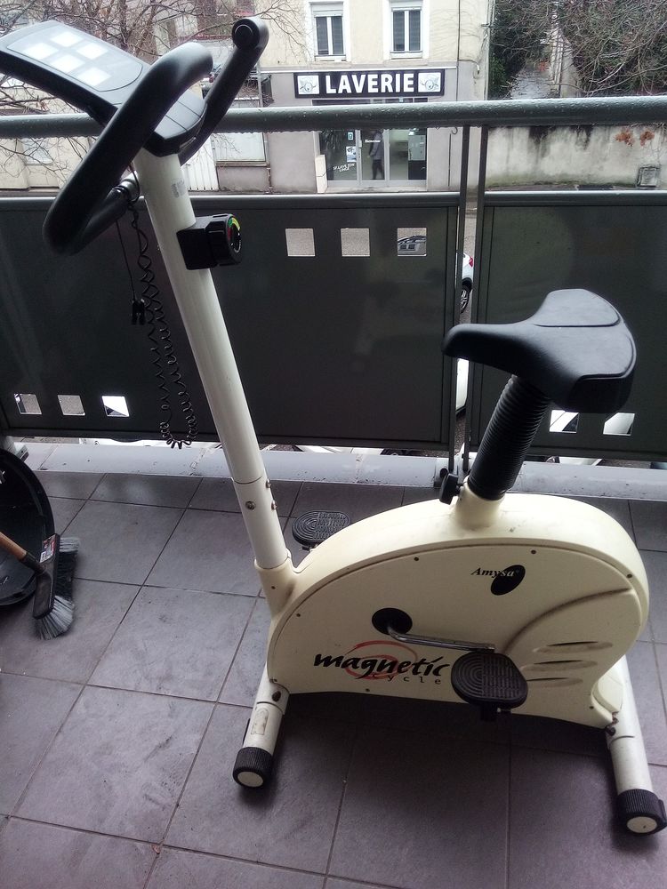 v�lo d apparemment 150 Bourgoin-Jallieu (38)