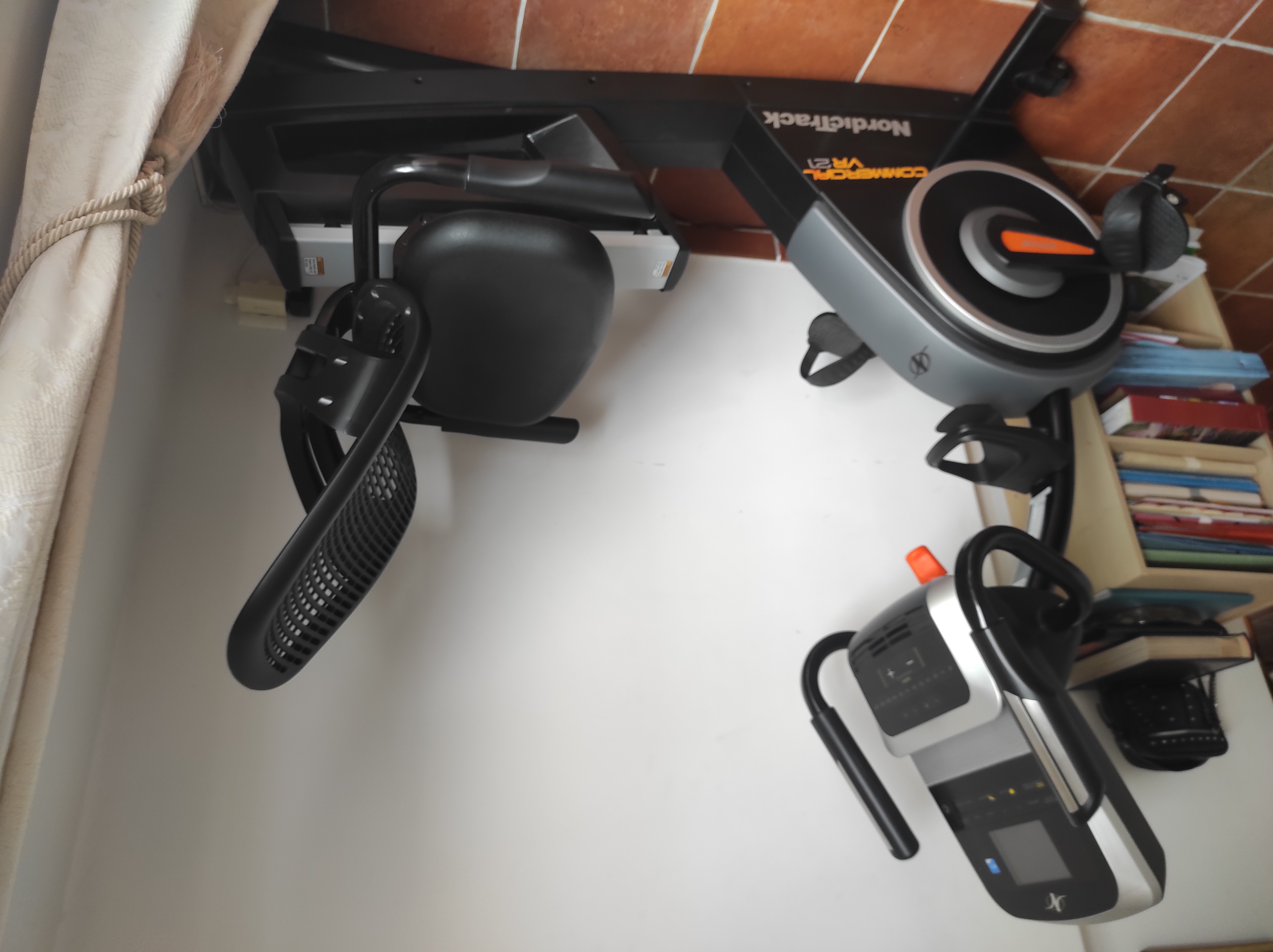 D'UN VELO D'APPARTEMENT ADULTE ETAT NEUF NORDICTRACK 700 Furiani (20)