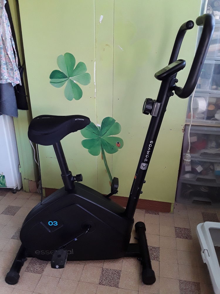 V�lo d'appartement dominos 3 70 Marseille 2 (13)