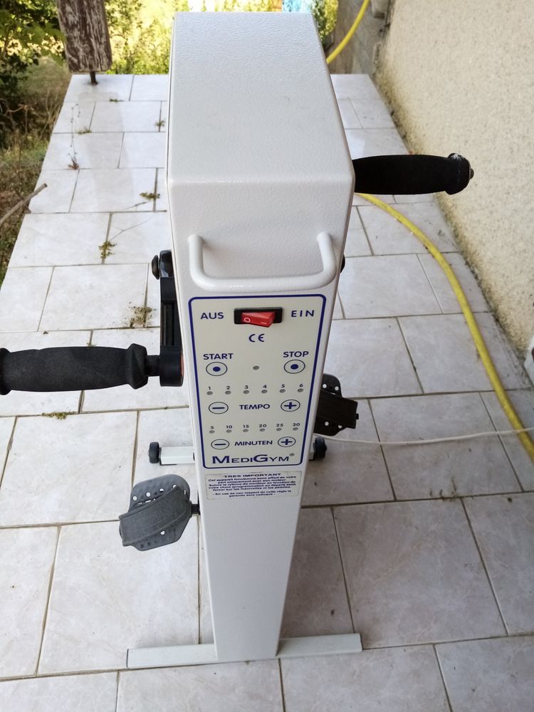 Achetez Velo Appartement Occasion Annonce Vente A Castetner 64 Wb165581075