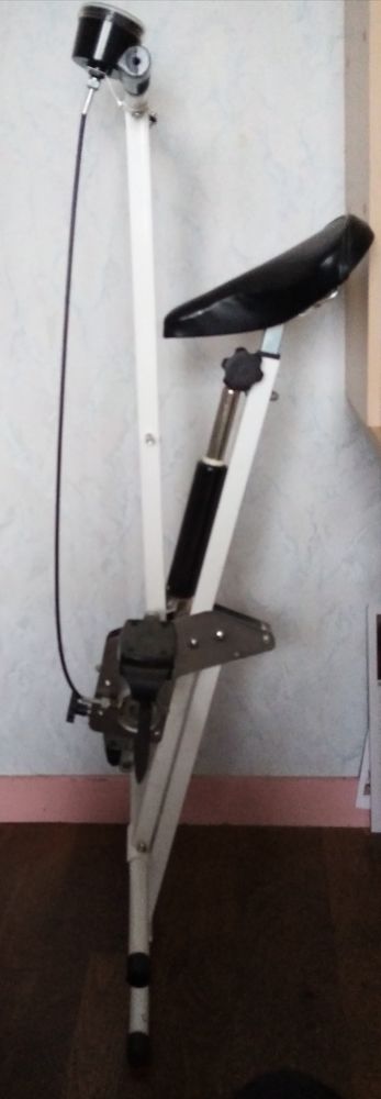 v�lo d'appartement, pliable, avec fonction rameur 110 Nantes (44)