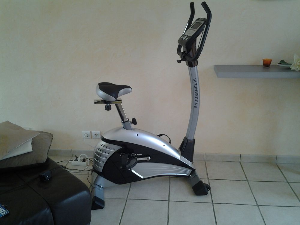 Achetez Velo Appartement Occasion Annonce Vente A Quinssaines 03 Wb154446544