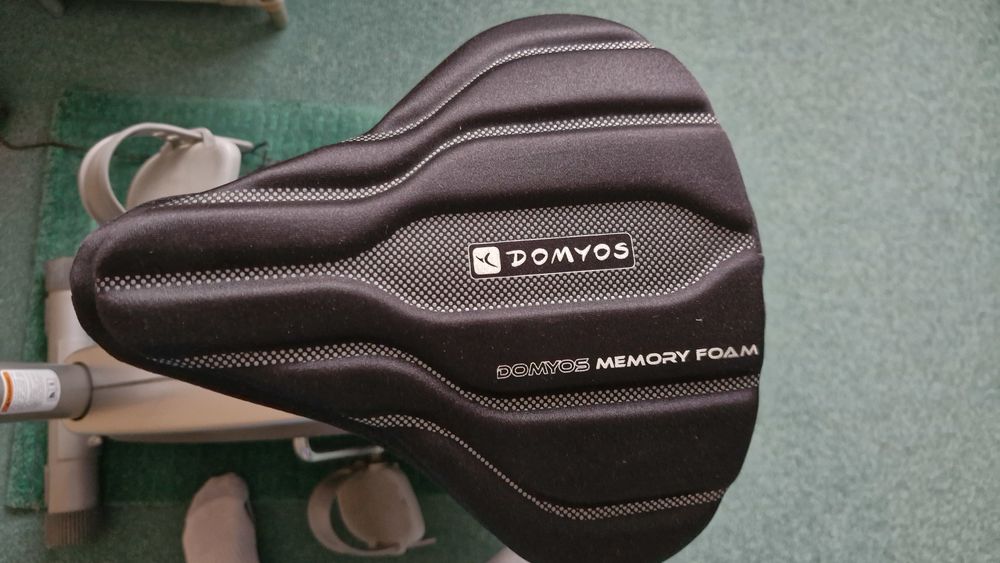 V�lo appartement. 150 Plaisir (78)