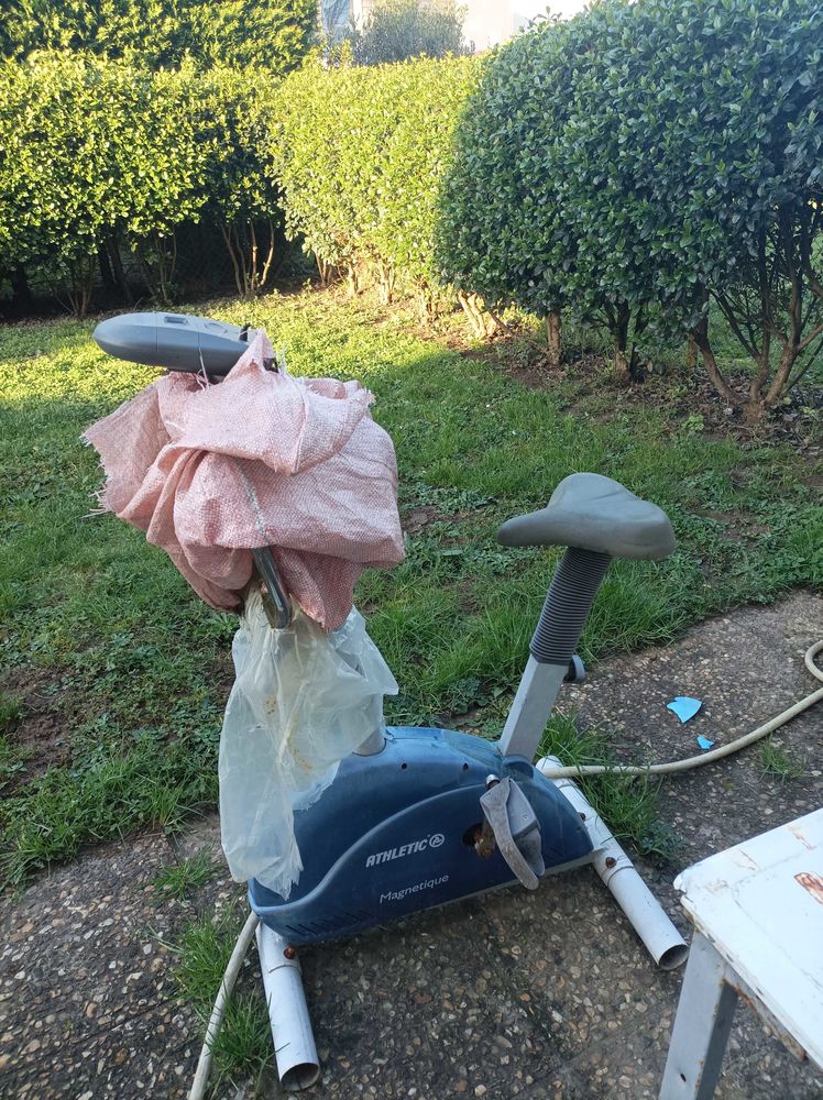 v�lo d'appartement 30 Bergerac (24)