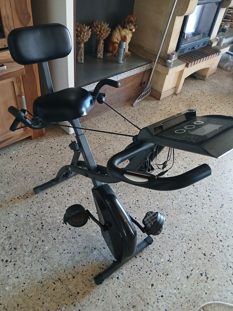 velo d appartement 160 Port-de-Bouc (13)