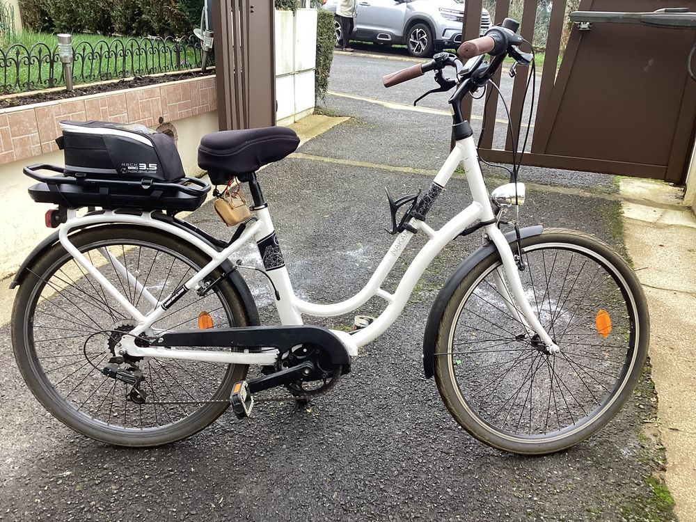 V�lo assistance �lectrique 
400 Floing (08)