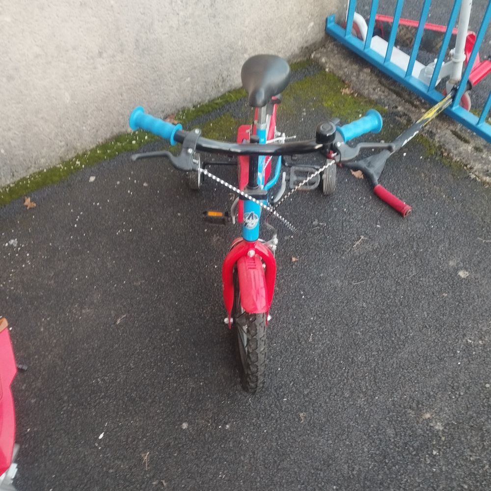 V�lo avangers tr�s peu servi 15 Crandelles (15)