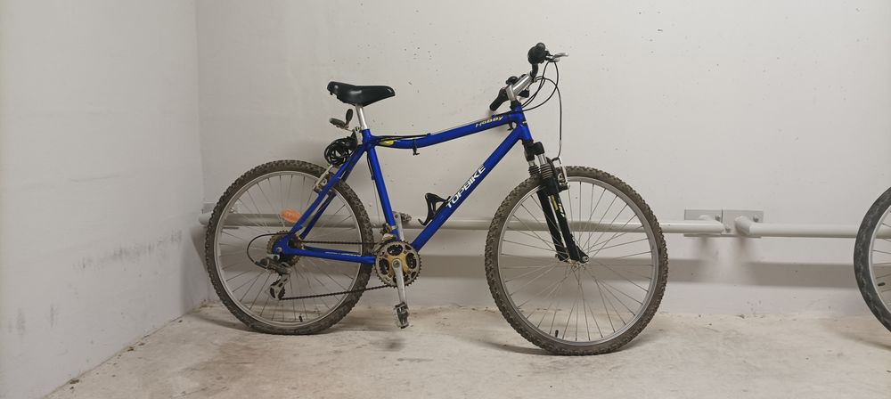 VELO VTT BLEU TOPBIKE 0 Hy�res (83)