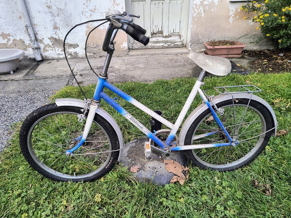 velo bleu 15 Tarbes (65)