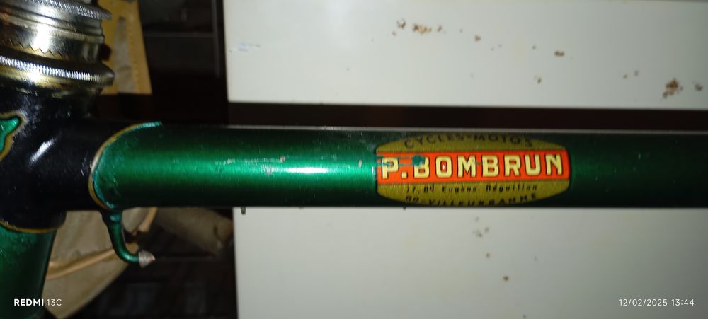 velo de course ancien 100 Saint-Maurice-de-Beynost (01)