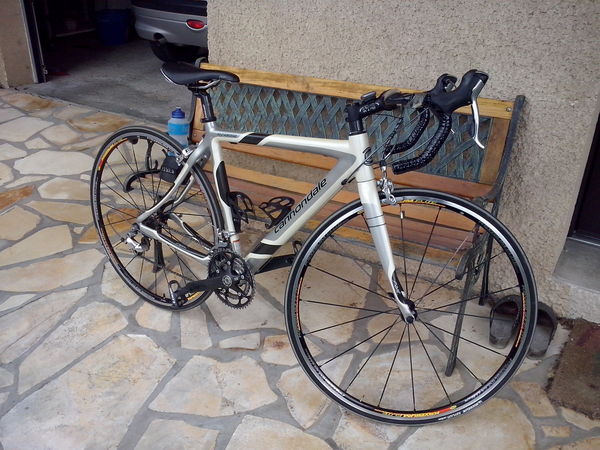 V�lo course CANONDALE 1000 Viviez (12)