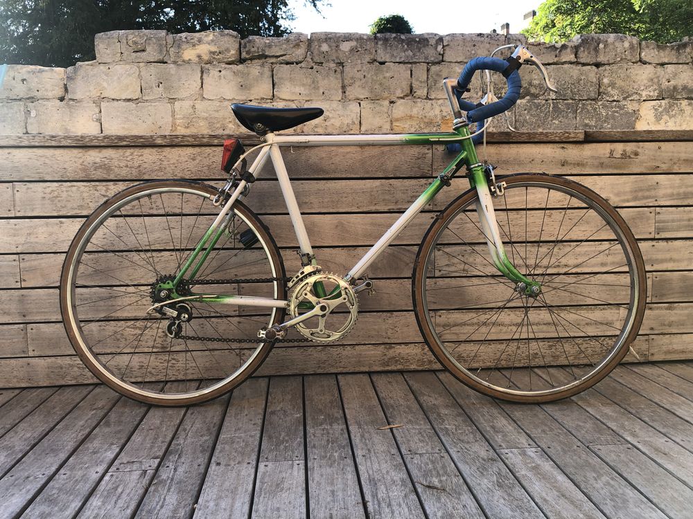 ? V�LO DE COURSE ENFANT 60 Bordeaux (33)