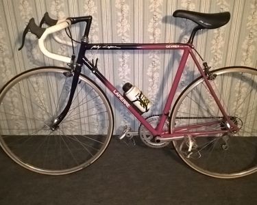 V�lo de course LAPIERRE de 1992 100 Taillis (35)