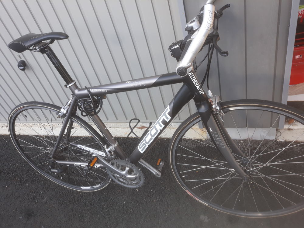 v�lo de course de marque sott 250 Royan (17)