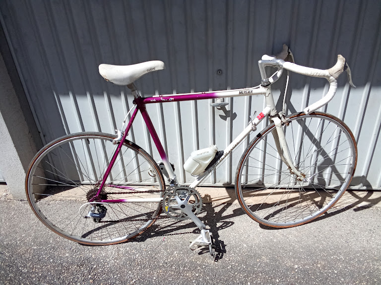 
Velo de course 100 Montrond-les-Bains (42)