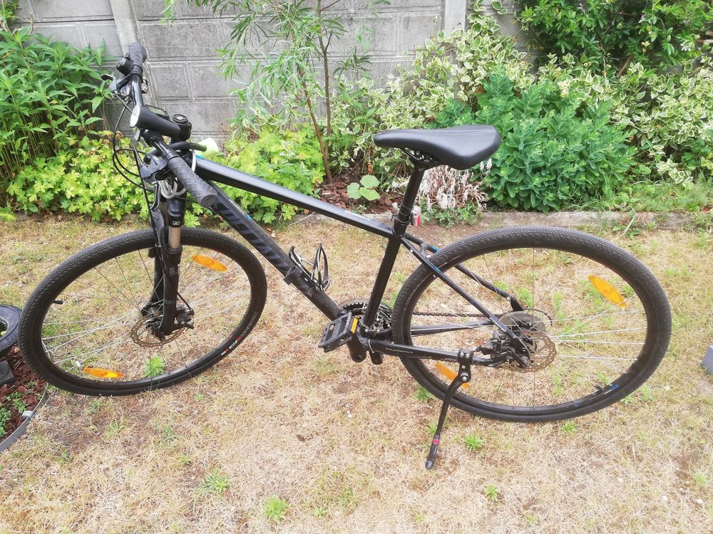 V�lo crosstrail marque Specialized 400 Saint-Maur-des-Foss�s (94)