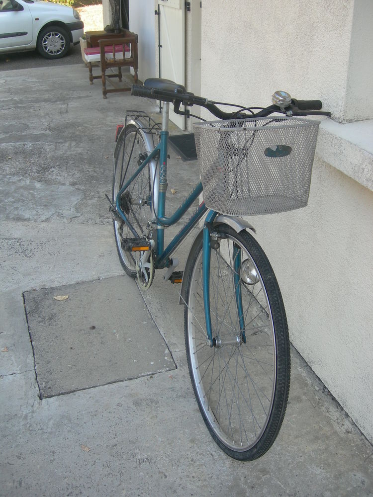 Velo dame 90 Castelnau-sur-Gupie (47)