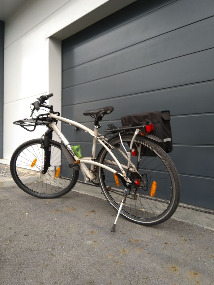 velo d�cathlon triban (trail ) 180 Ch�teaugiron (35)