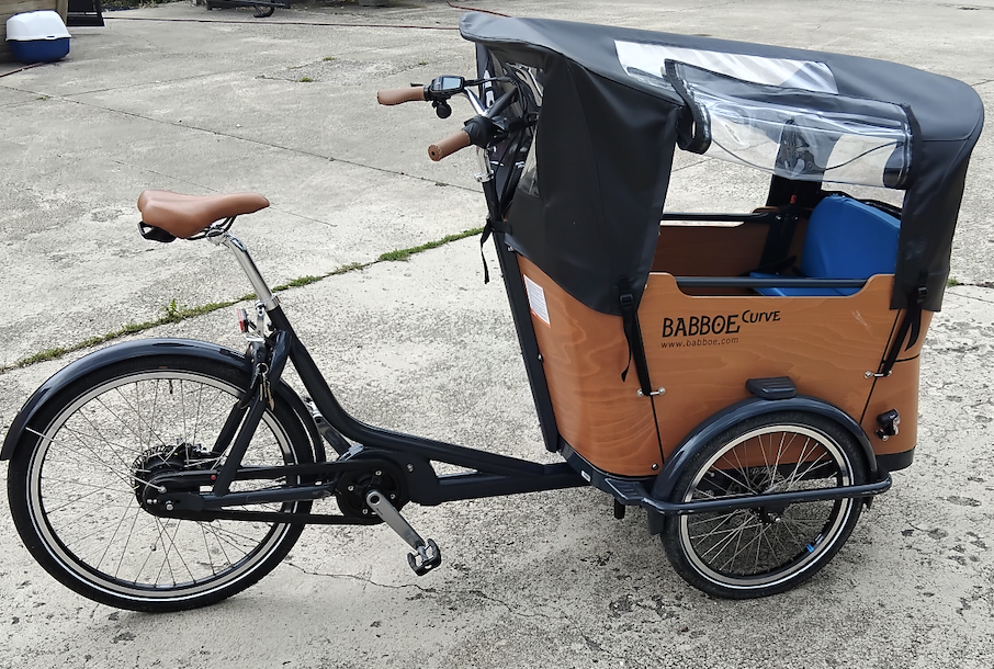 V�lo �lectrique avec transport pour enfant. 3200 Noisy-le-Sec (93)