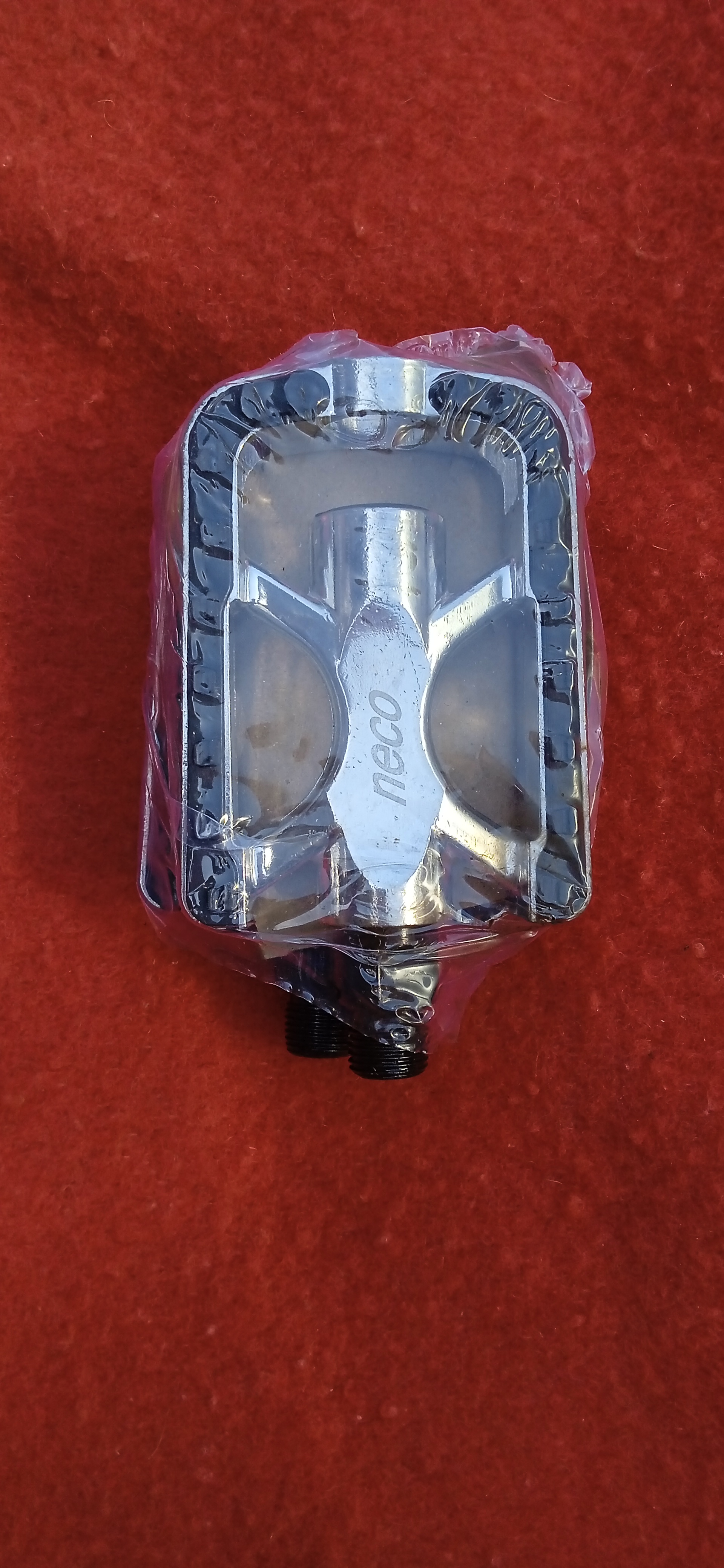 V�lo �lectrique EXS Cr�billon VAE Noir brillant Neuf 1200 Gabarret (40)