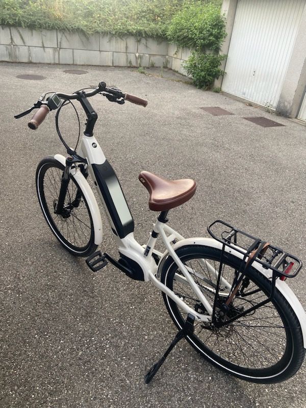 V�lo �lectrique Granville et casque 1900 Lovagny (74)