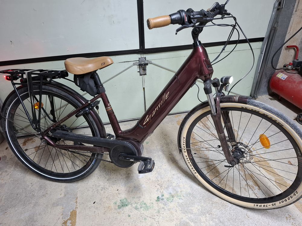 VELO ELECTRIQUE GRANVILLE E-EXCELLENCE 30			
1100 Villecresnes (94)