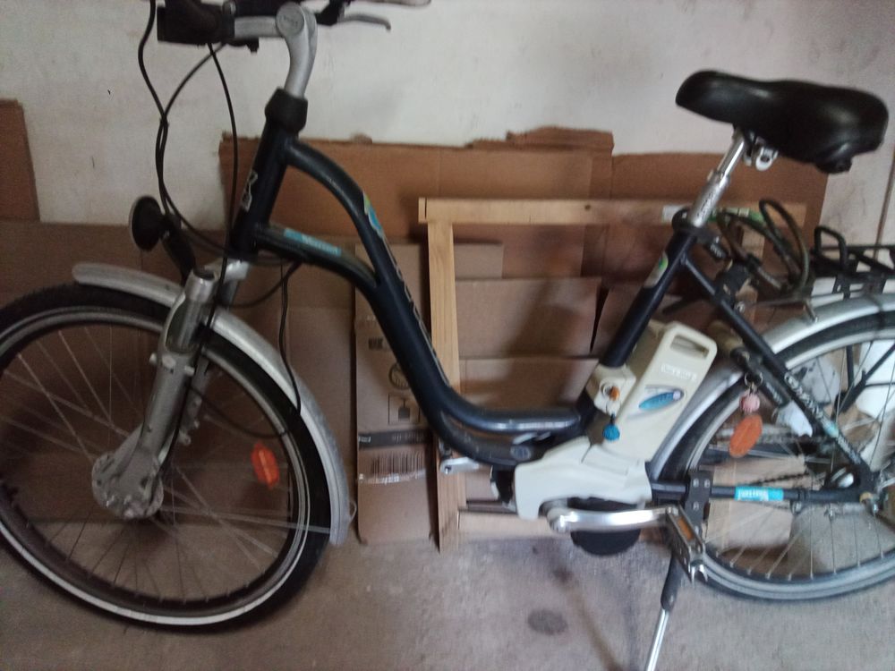 v�lo �lectrique marque GITANE mixte 300 Aubin (12)