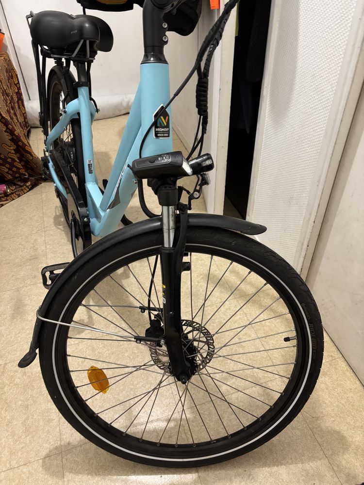 V�lo �lectrique Neomouv Sinapia tr�s bon �tat 750 Paris 13 (75)