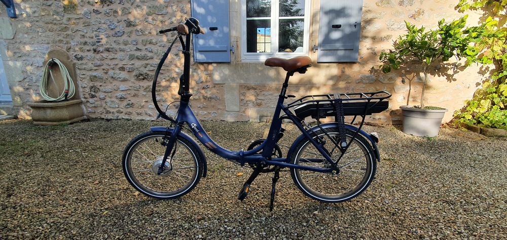 V�lo �lectrique pliant 800 Saint-Maurice-la-Clou�re (86)