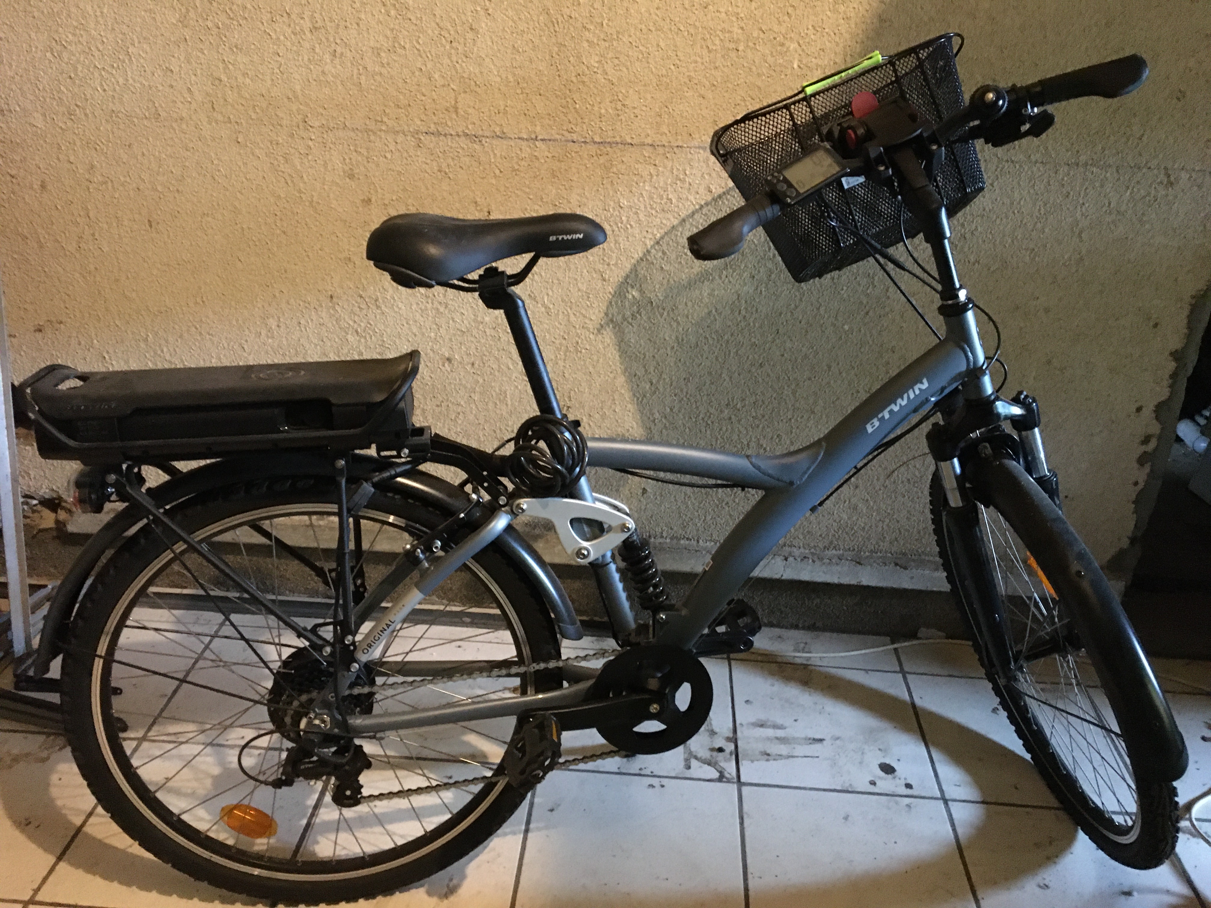 v�lo �lectrique B-Twin original 920 e 650� 650 Beaupr�au (49)