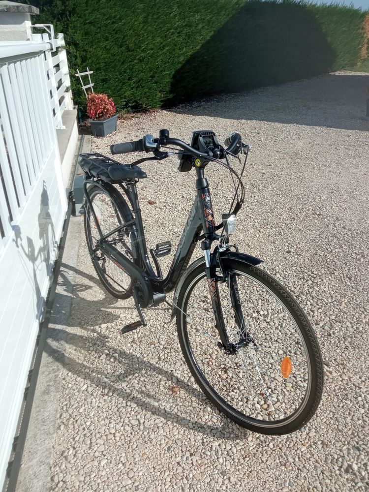 v�lo �lectrique 700 Creys-M�pieu (38)