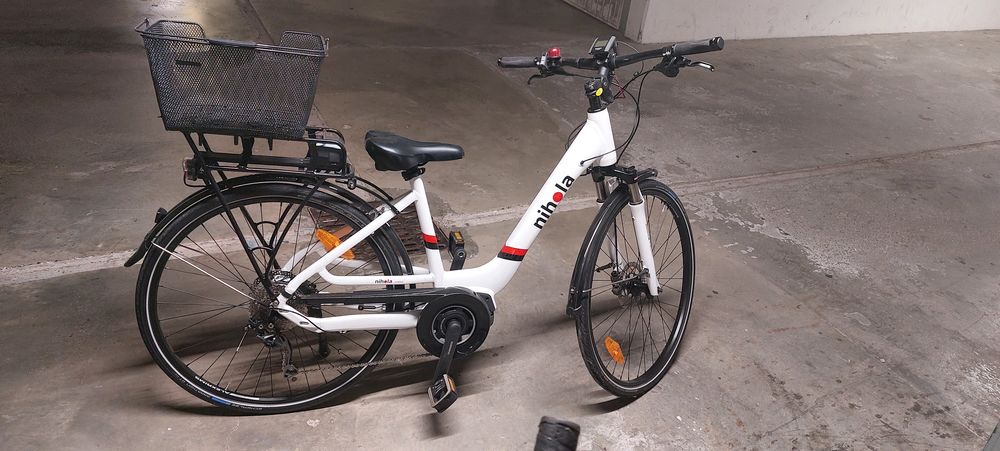 V�lo �lectrique 750 Cessy (01)