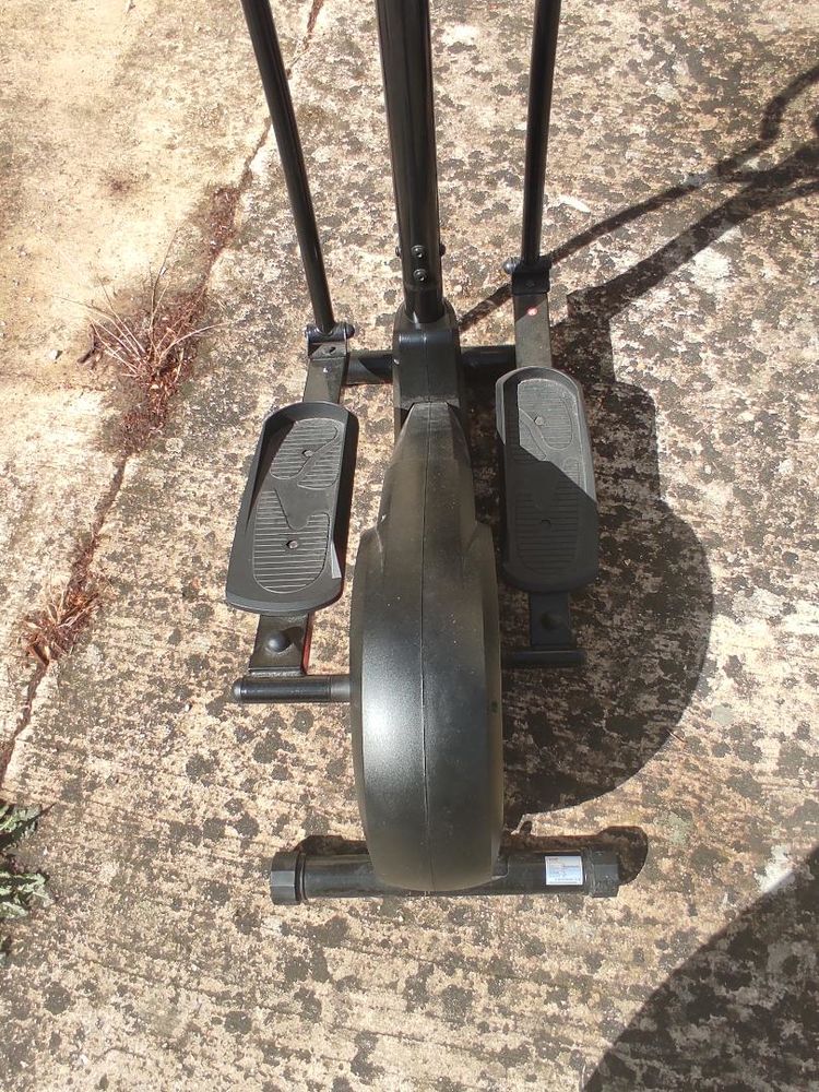 V�lo Elliptique CARE 50 Quincy-sous-S�nart (91)