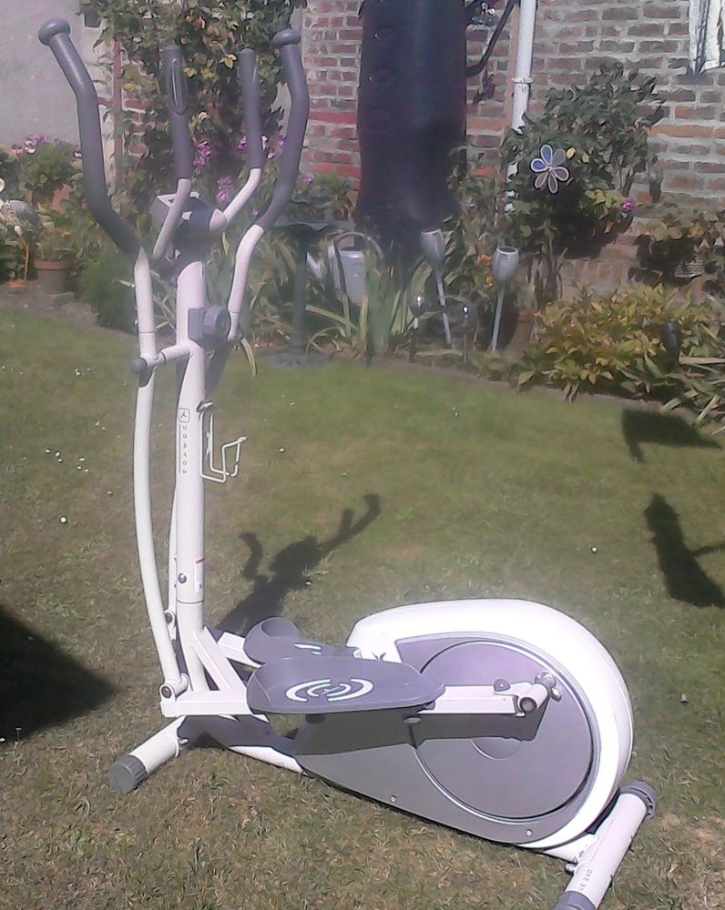 VELO  ELLIPTIQUE DECATHLON 50 Saint-Amand-les-Eaux (59)