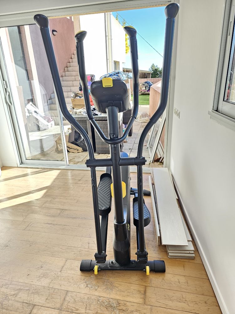 V�lo elliptique Domyos 520 200 Aspremont (06)