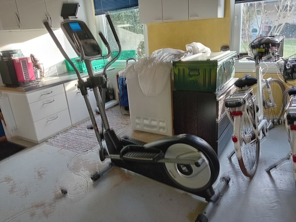 v�lo elliptique marque Norditrack peu servi 400 Feillens (01)