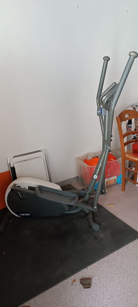 V�lo elliptique tr�s bon �tat 30 Le Thor (84)