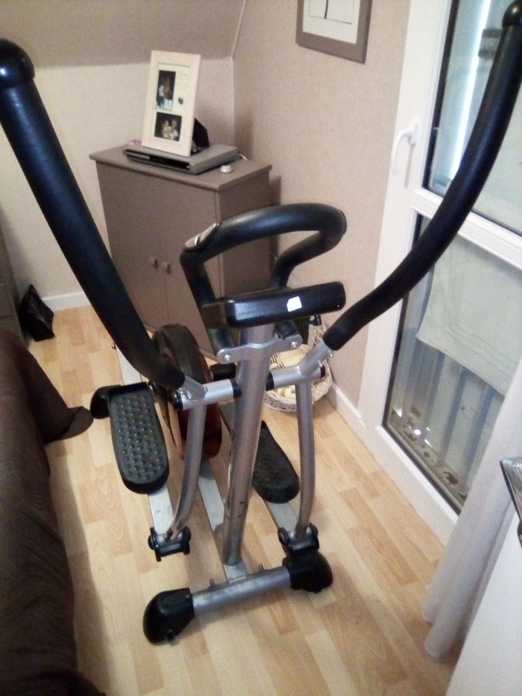 VELO ELLIPTIQUE 70 Jou�-l�s-Tours (37)