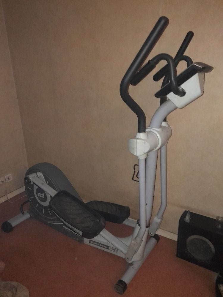 velo elliptique pro 200 Montipouret (36)