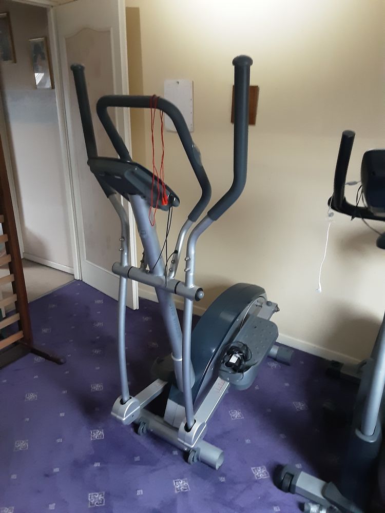 un v�lo elliptique 70 Mouvaux (59)