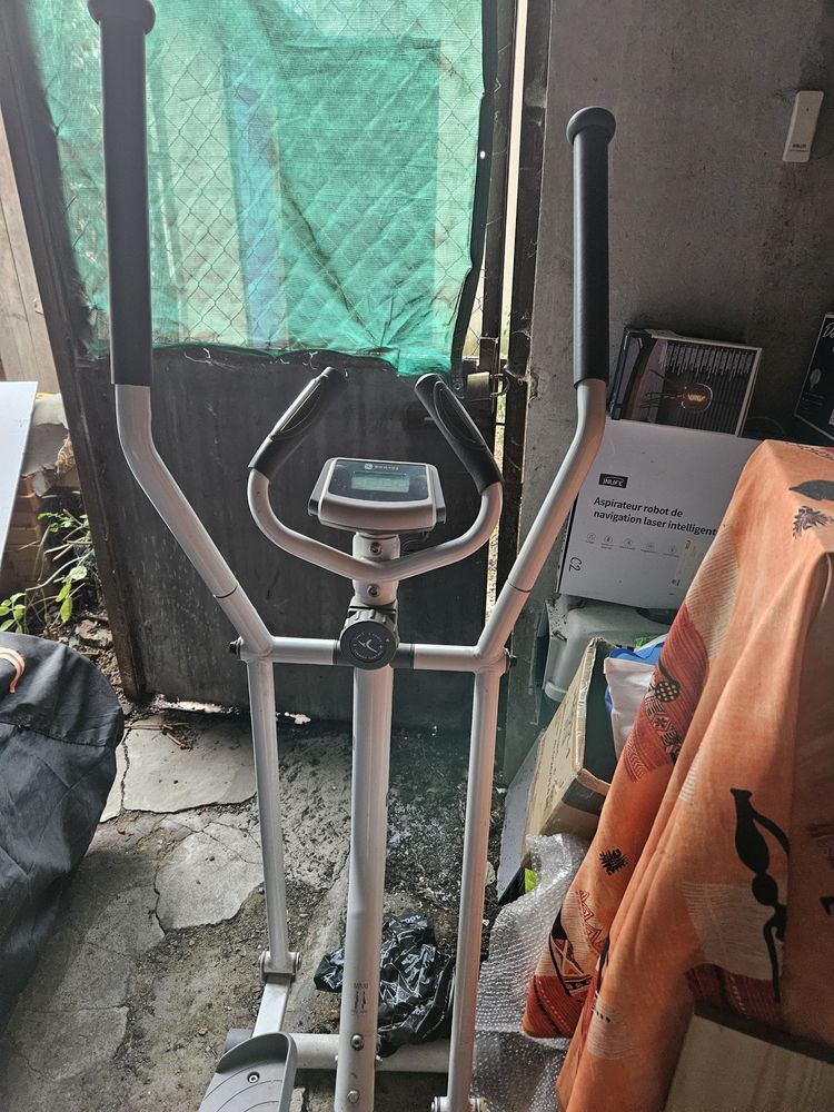 V�lo elliptique 30 Saulx-Marchais (78)