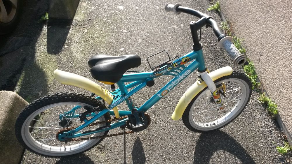 V�lo enfant  16  30 Saint-Cyr-l'�cole (78)