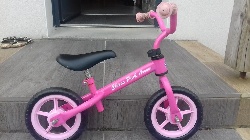 VELO ENFANT 10 Bouguenais (44)