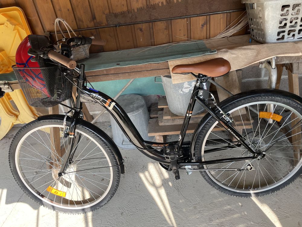 V�lo femme code BC8E7TH H55 150 La Neuville-au-Pont (51)