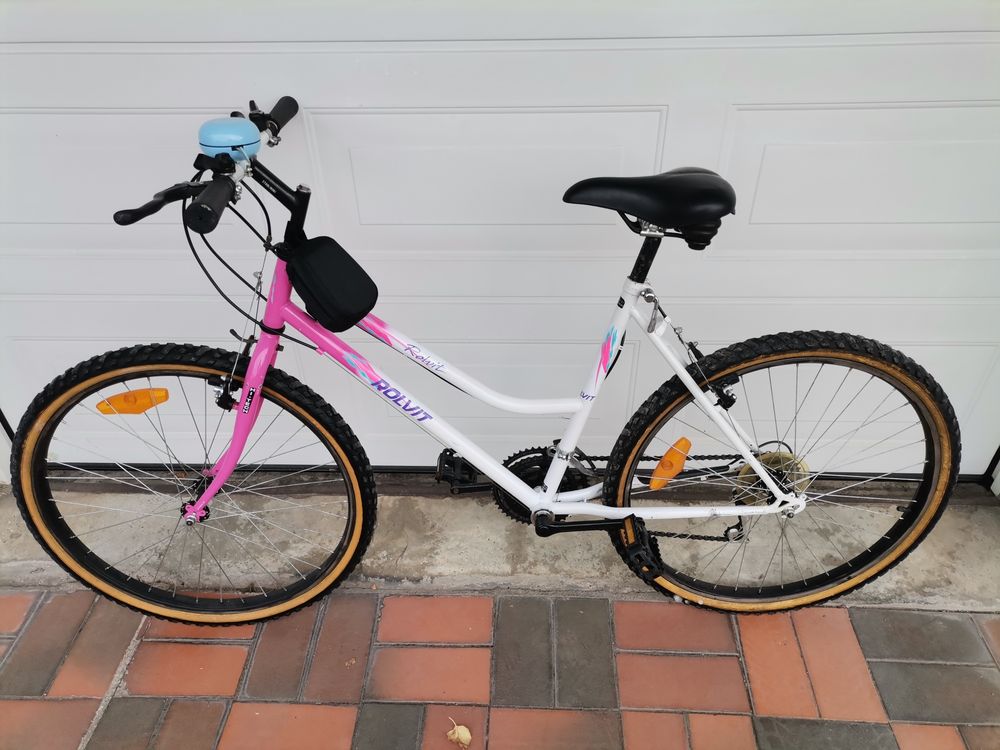 VELO FEMME VTT en BON ETAT + casque OFFERT 105 Besan�on (25)