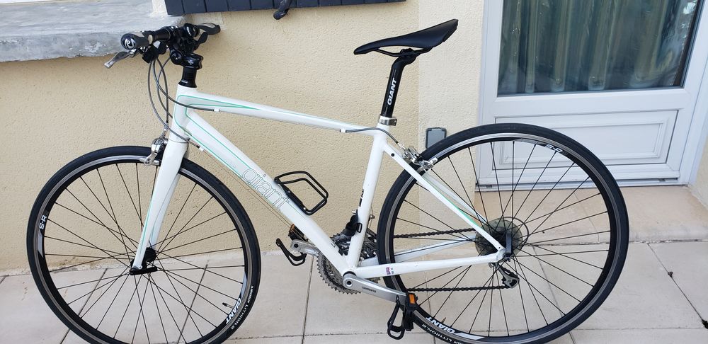 Achetez velo femme marque occasion, annonce vente à Le Thor (84