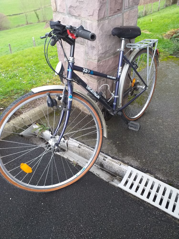 velo femme marque decatlon tres bon etat peu servie 80 Anhaux (64)